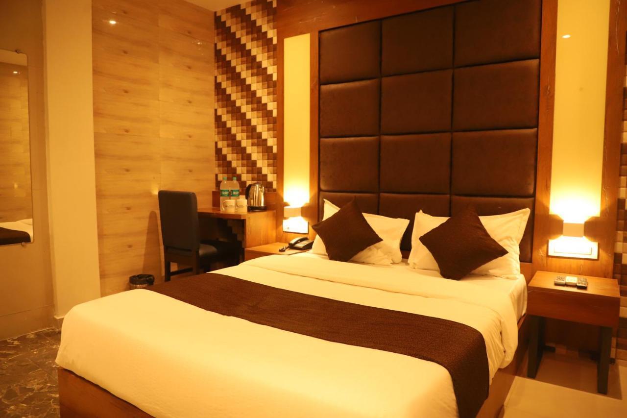 Hotel Sai Pritam Mumbai Exterior foto