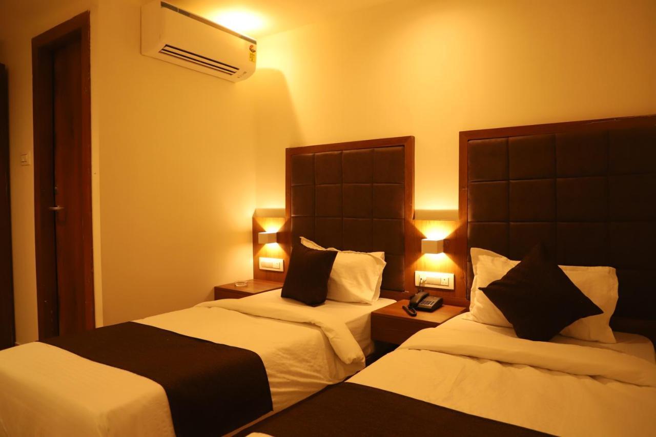 Hotel Sai Pritam Mumbai Exterior foto