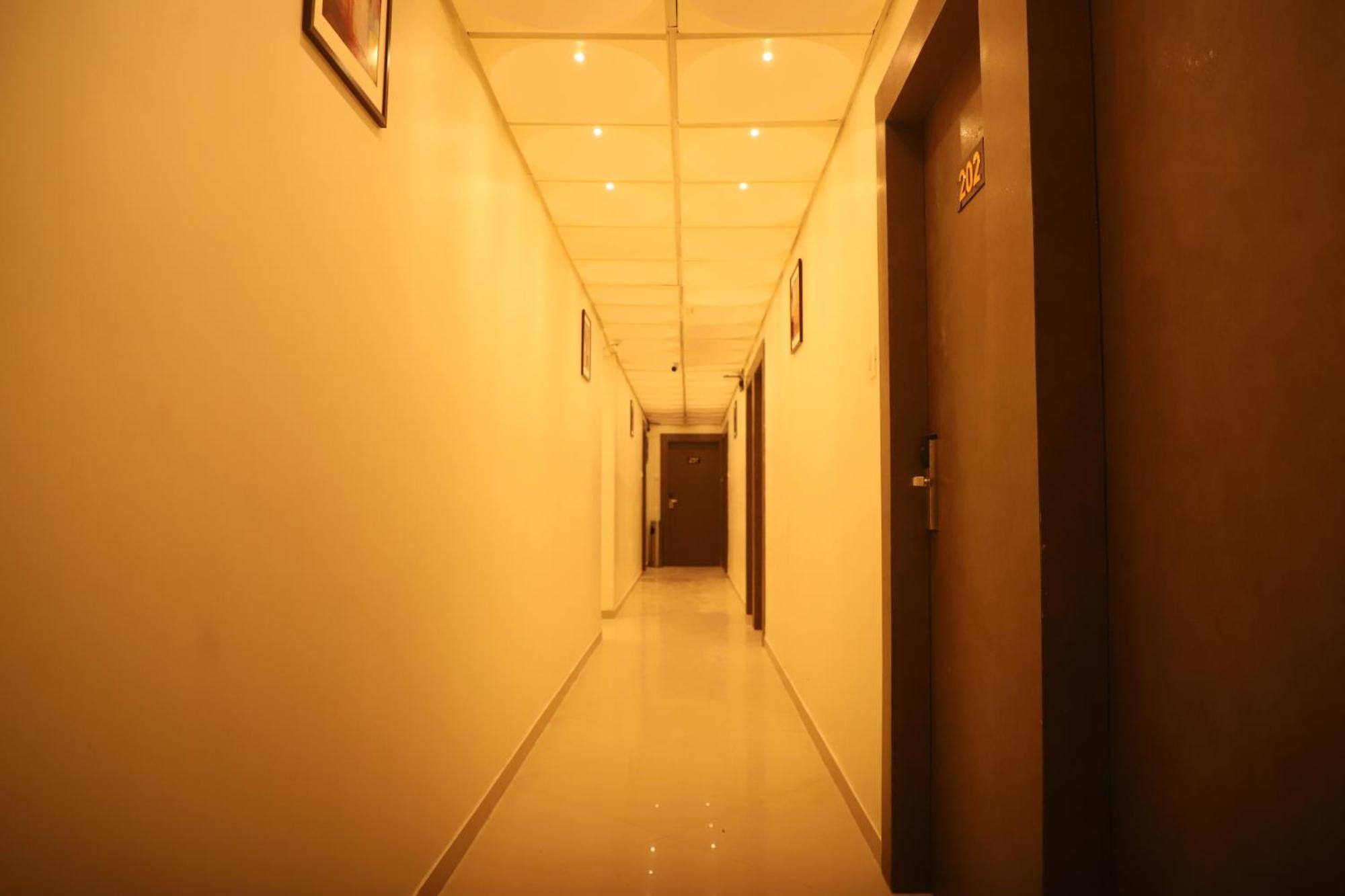 Hotel Sai Pritam Mumbai Exterior foto