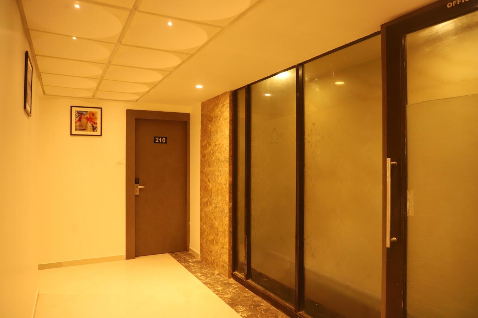 Hotel Sai Pritam Mumbai Exterior foto